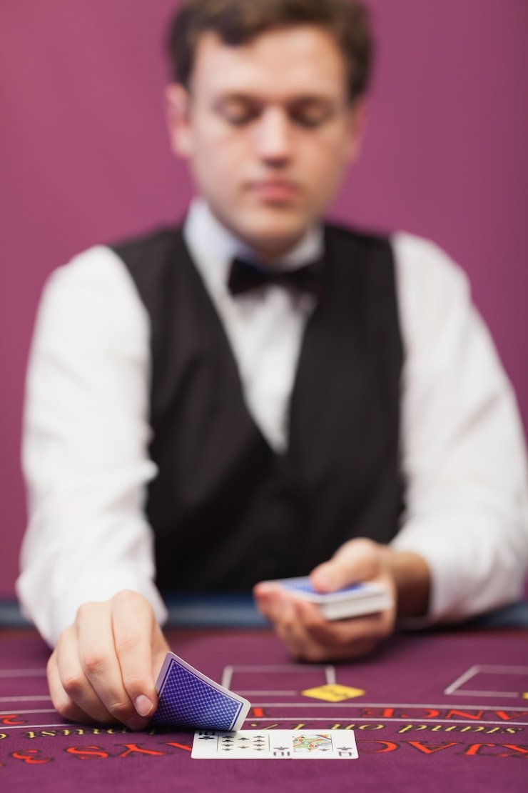 Card rankings reference BandarQ card rankings displayed on mobile